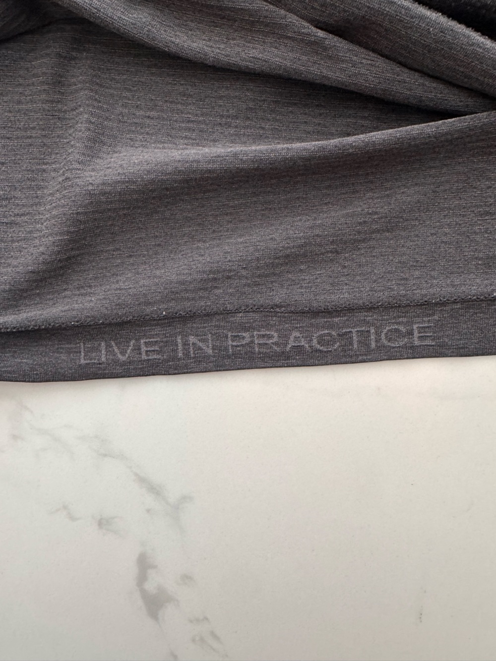 Lululemon MVT sleeveless - Picture 4 of 7